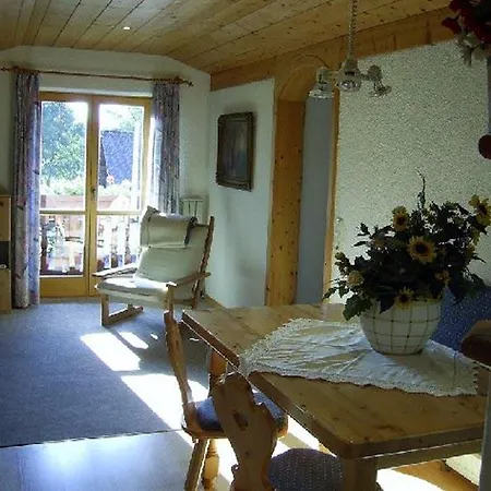 Gaestehaus Riki Oberschmid Steinbach am Attersee Room photo